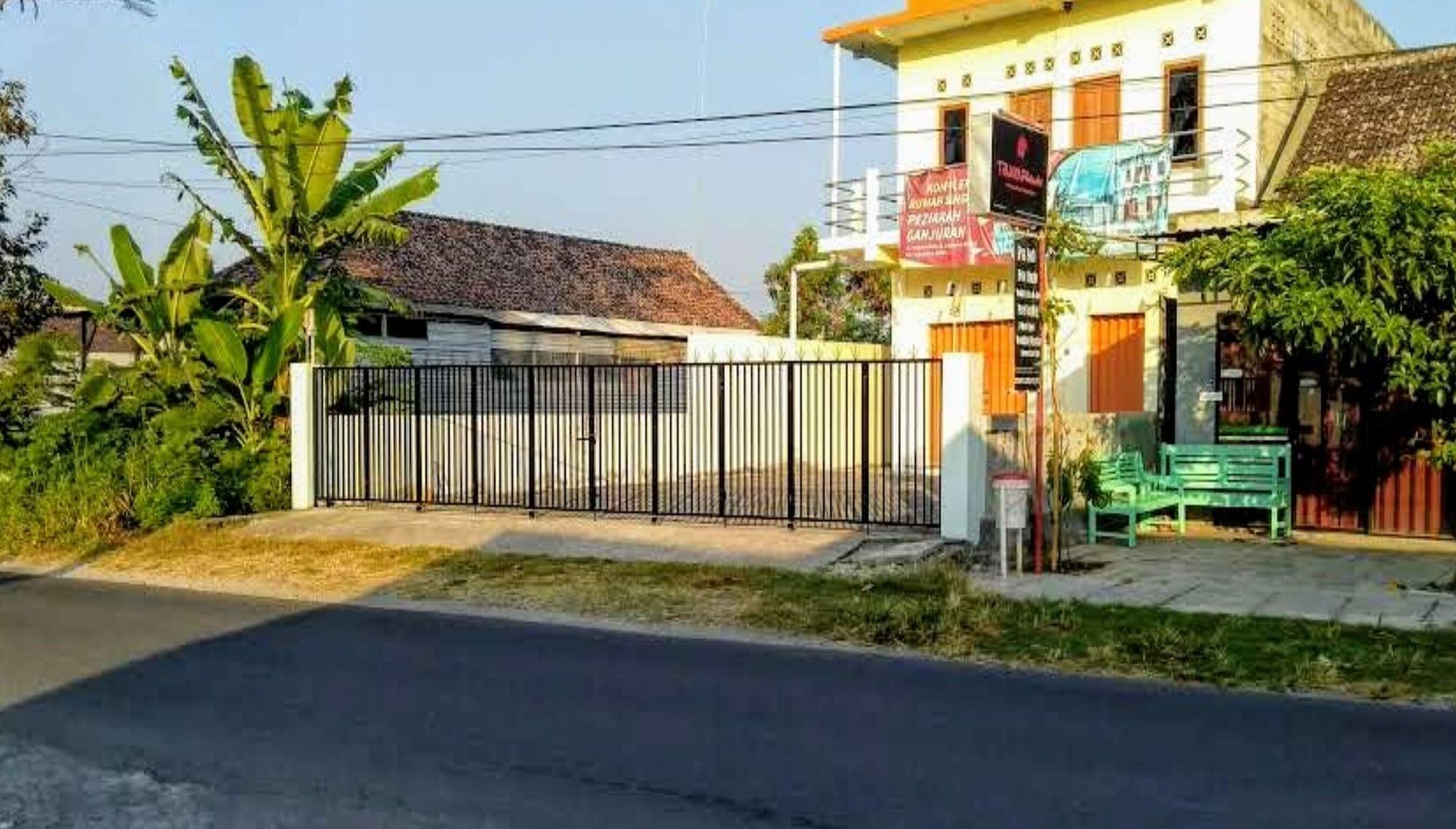 Spot On 93020 Rumah Singgah Ganjuran Bantul Extérieur photo